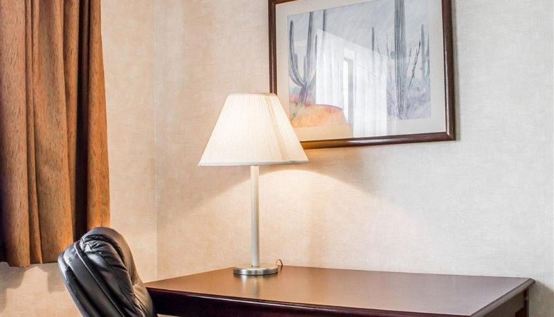 Room - Quality Inn & Suites Yuma