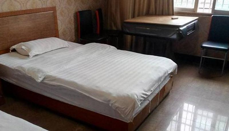 Info - 168 Business Hotel