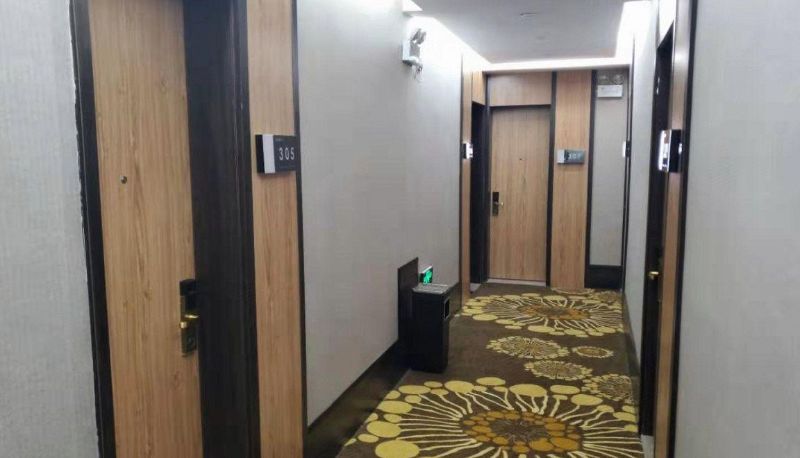 Buitenruimte van het hotel - Romantic Holiday Hotel (Funan County Branch)