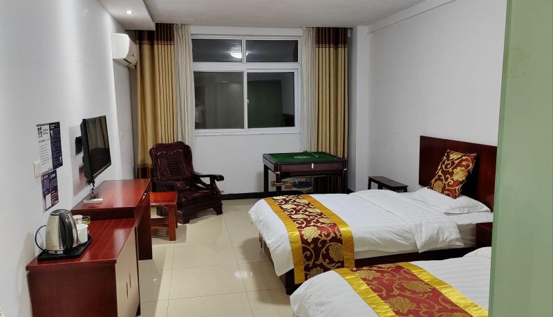 Camera business - Tiantangzhai Huangjia Hotel