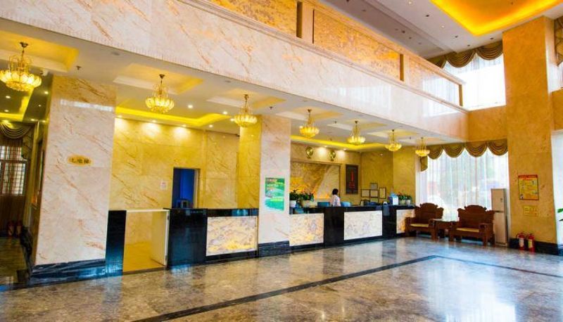 Hotel Außenbreich - Four Seas Holiday Hotel