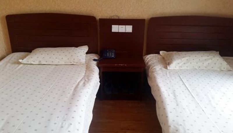 Camera - Foreign Trade Business Hotel