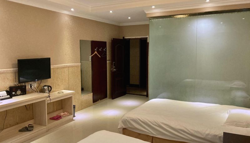 Camera business - Xinlong Hotel
