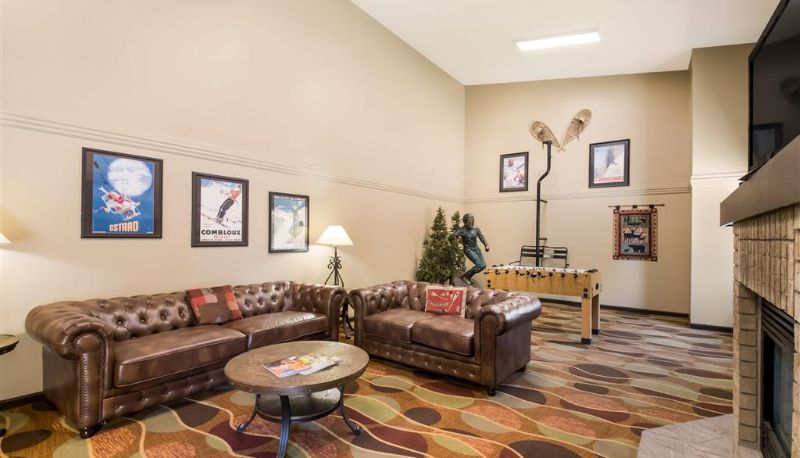 Hall - Quality Inn & Suites Steamboat Springs