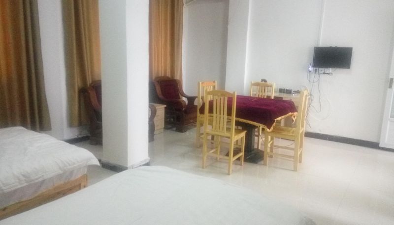 Zimmer - Youth Holiday Hotel