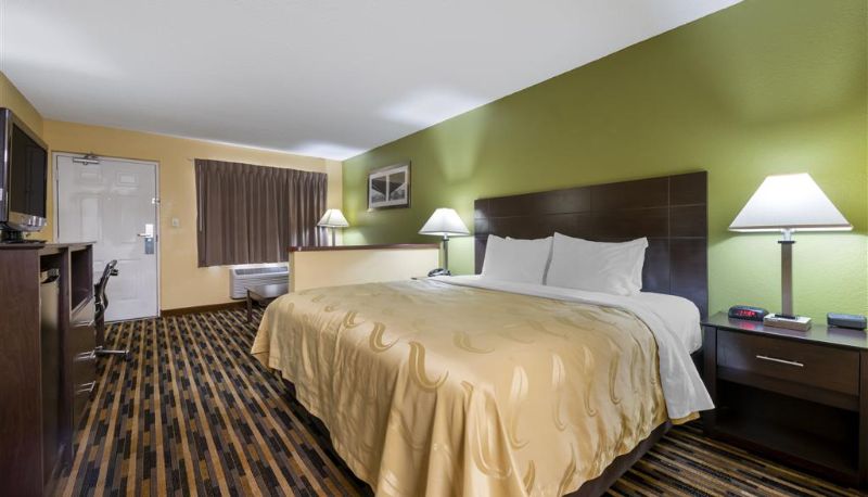 Suite - Quality Inn & Suites Mt Dora North