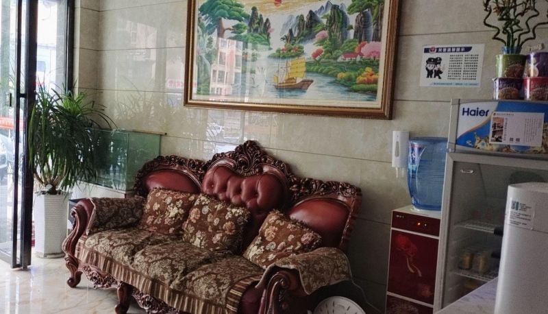 Area esterna dell'hotel - Jiuqi Business Hotel