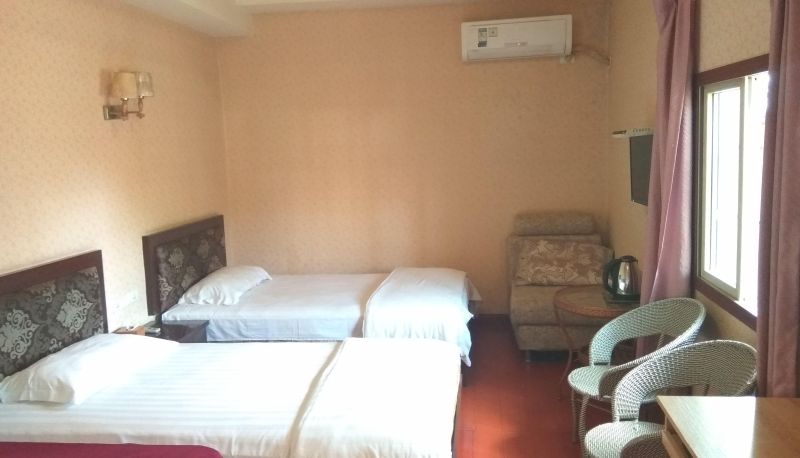 Camera - Fengrui Business Hotel