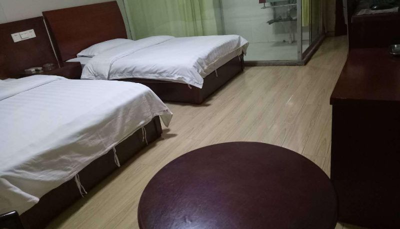 Außenansicht - Fanchang Guangming Hotel