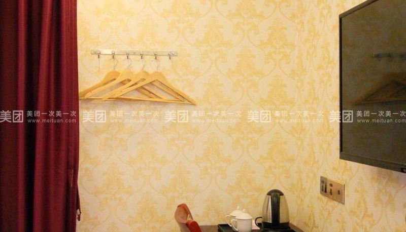 Camera business - Lingnan Restaurant
