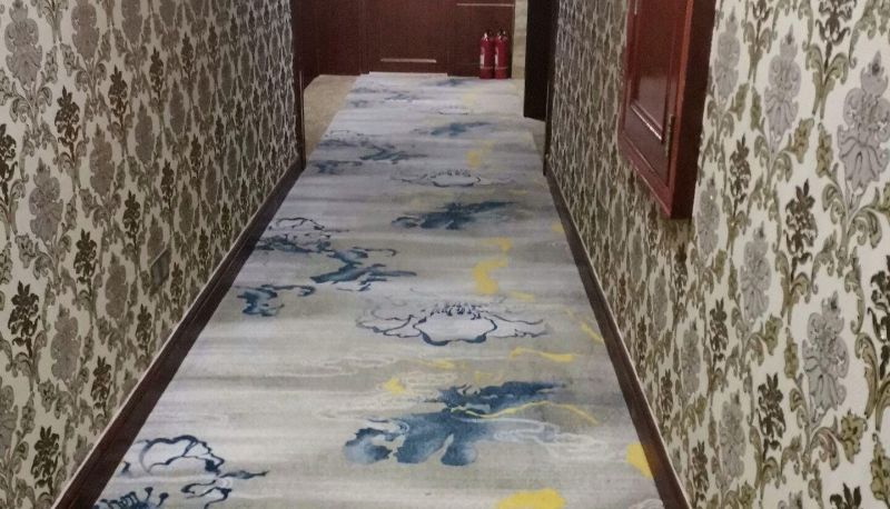 Area esterna dell'hotel - Longxiang Crown Hotel
