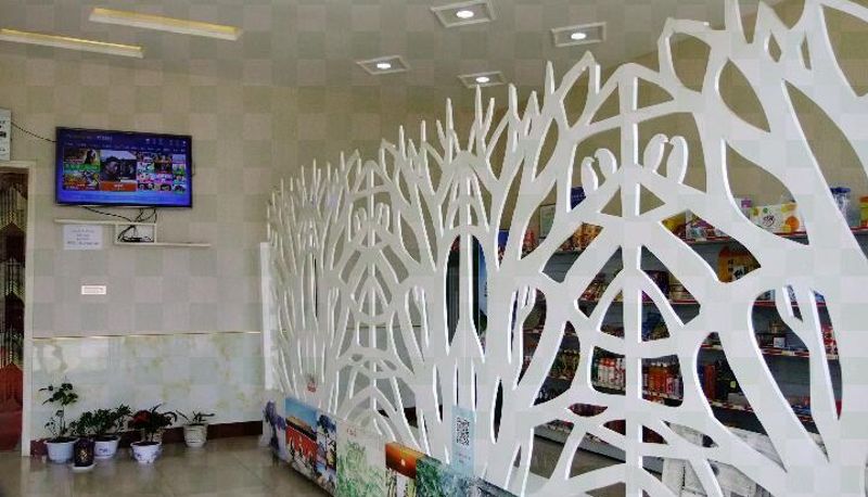 Zona exterior del hotel - Letu Posthouse