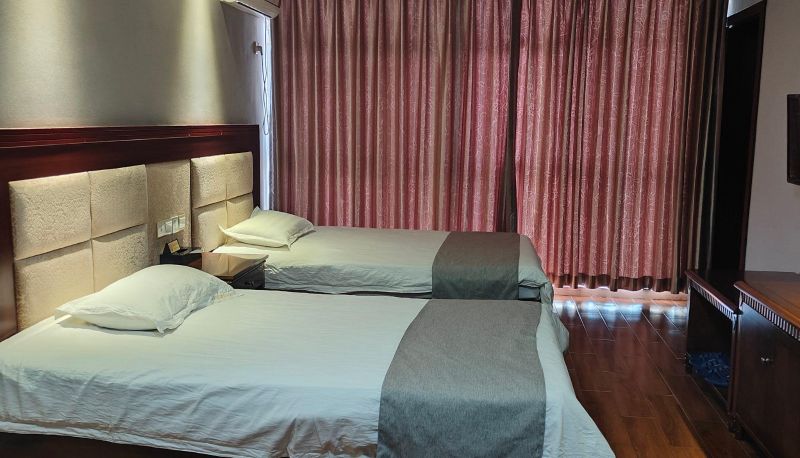 Pokój typu family - Sunshine Holiday Hotel