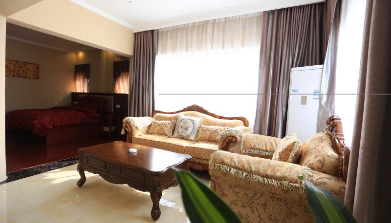 Camera - Yuncheng)  Ximen Street Greenhouse Hotel (Songjiang Martial Arts School Branch