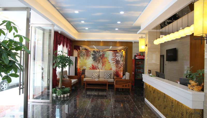 Hotel Außenbreich - Yijia Hotel (Guilin Resource County Government Store)