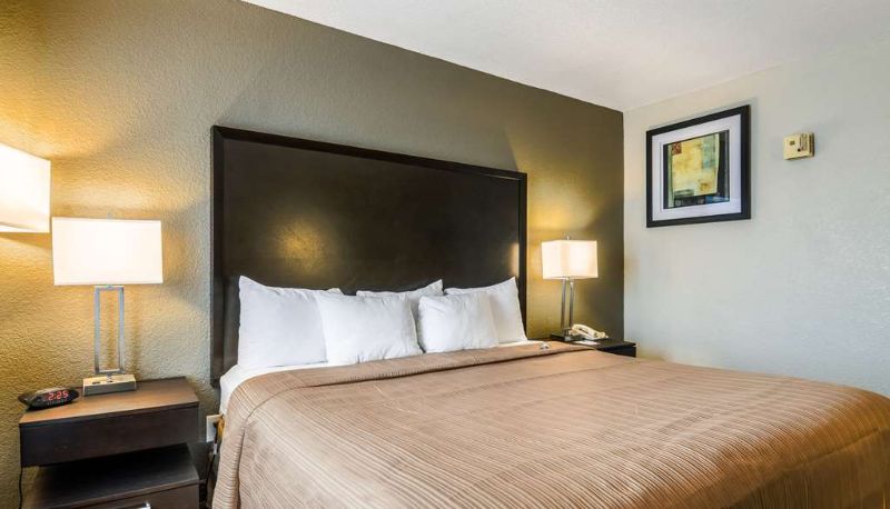 Zimmer - Quality Inn and Suites Winfield