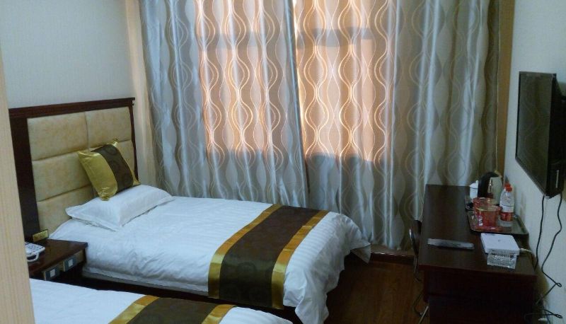 Room - Longshan Business Hotel