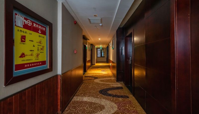 Area esterna dell'hotel - Shuangfeng Hotel