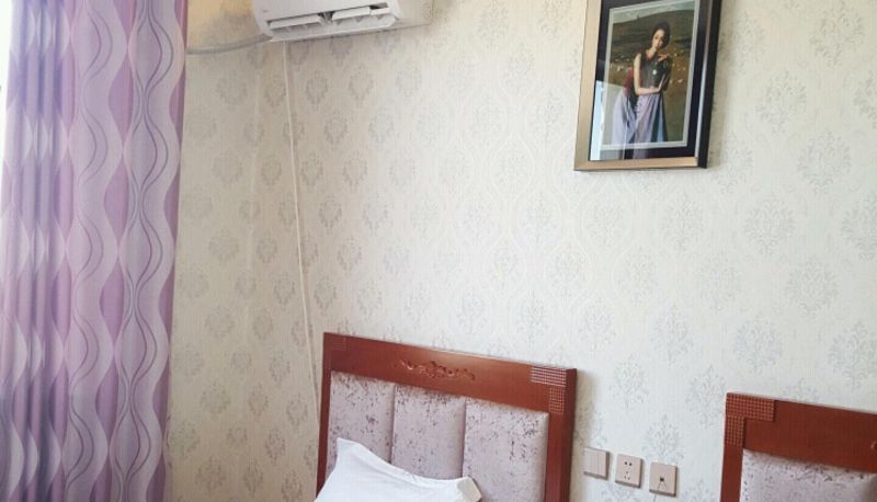 Camera business - Yueya'er Hotel (Huayang Road Branch)