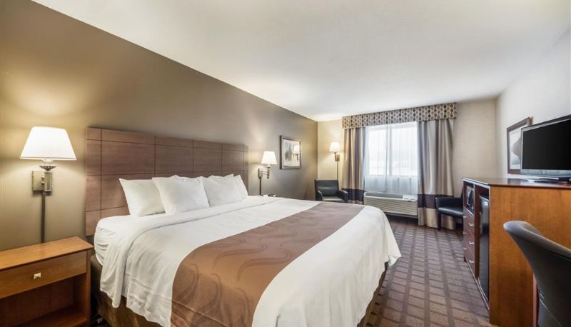 Zimmer - Quality Inn & Suites Newberry