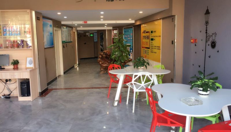 Area esterna dell'hotel - Shangkeyou Hotel (Yudu Railway Station Store)