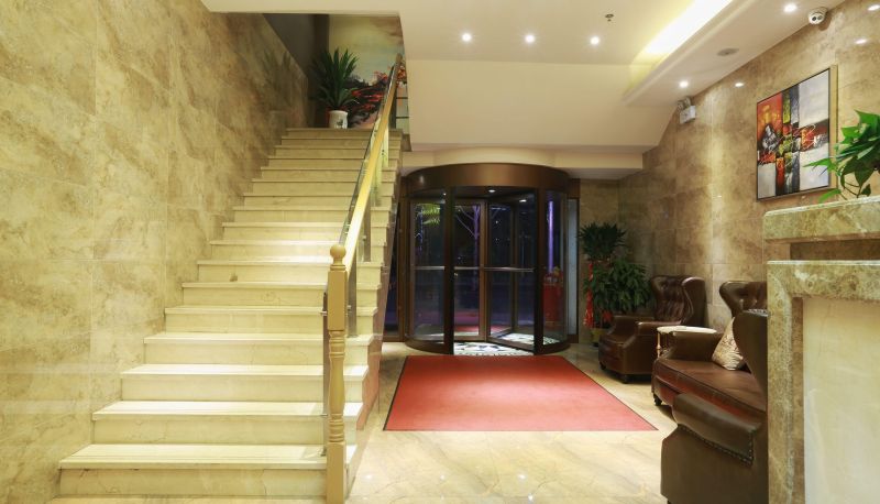 Hotel Außenbreich - Crown Hotel