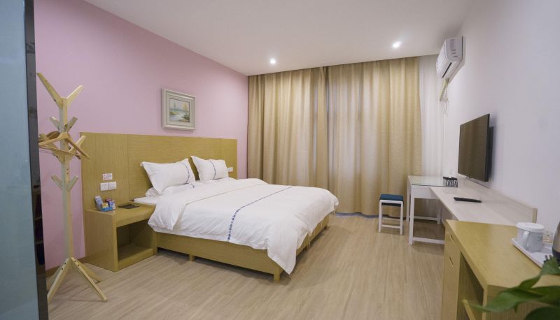 Habitación corporativa - Yiqiao Four Seasons Hotel (National Day West Road Industrial and Trade College Store)