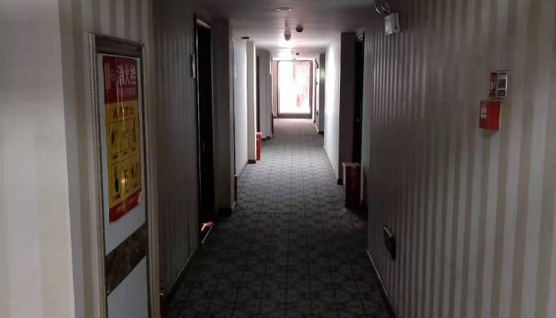 Zewnętrzna część hotelu - Yuejiu Hotel