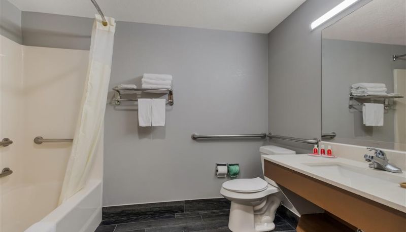 Habitación - Econo Lodge  Inn & Suites