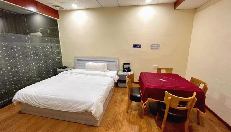 Room - Liyin Business Hotel