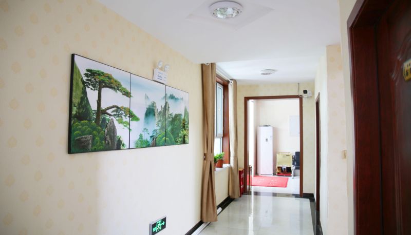 Hotel Außenbreich - Fukang Yicheng Wanjia Business Hotel