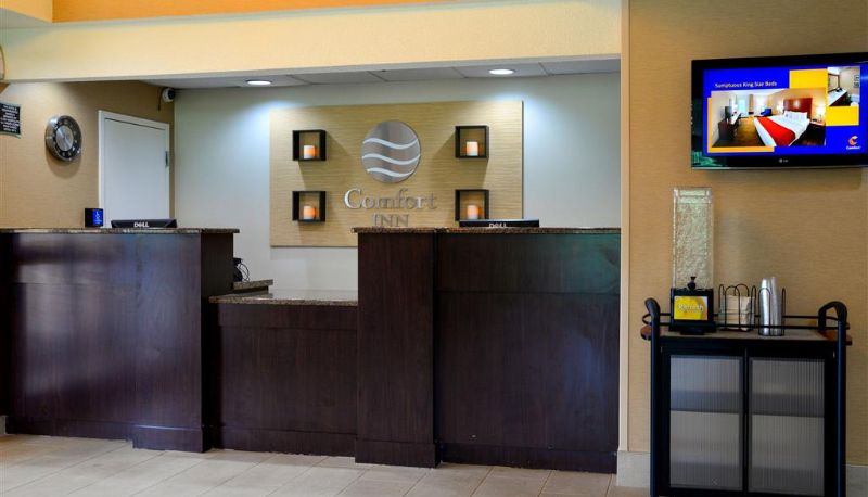 Lobby - Comfort Inn University Durham - Chapel Hill
