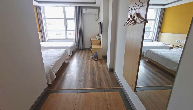 Camera - Su-8 Hotel (Taixi Street Branch of Feicheng Bus Station)
