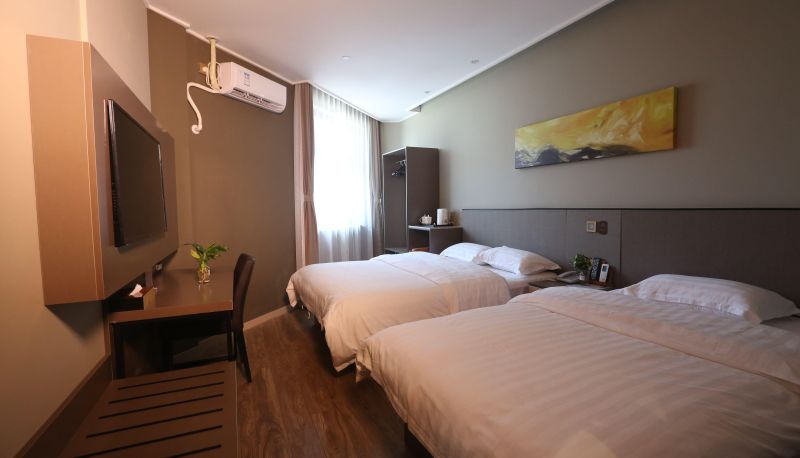 Pokój typu family - Home Inn - Beijing Liangxiang Nanguan Subway Station Huayi Selected Hotel