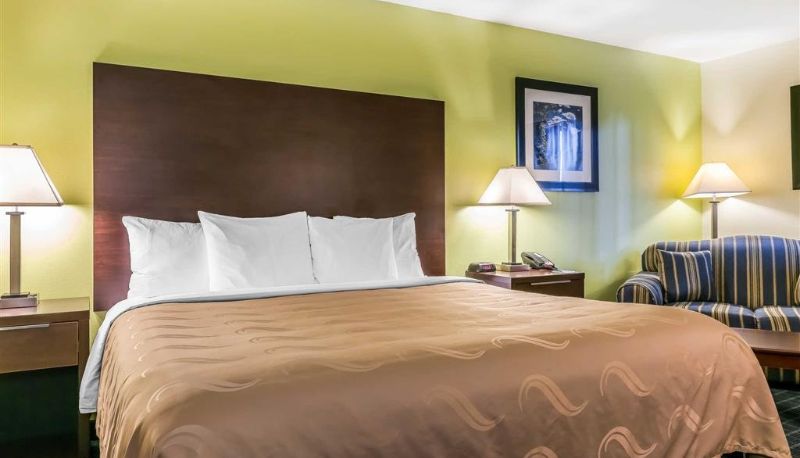 Zimmer - Quality Inn Jackson