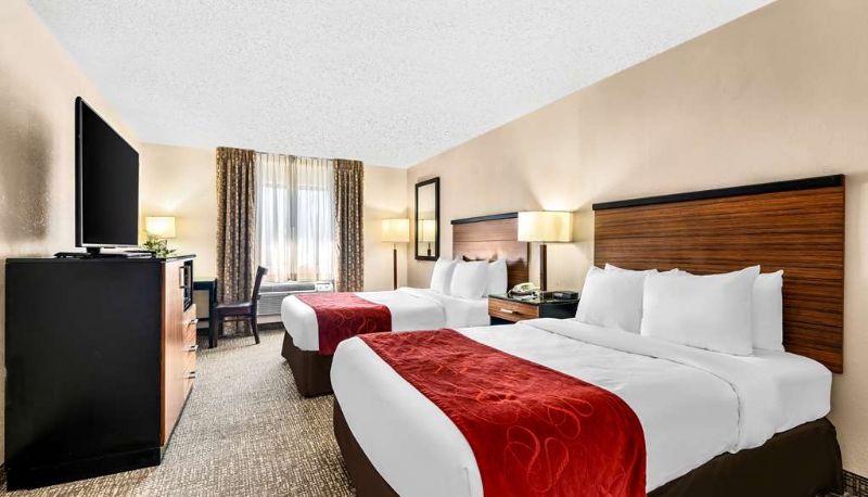 Pokój - SureStay Plus by Best Western Reading North