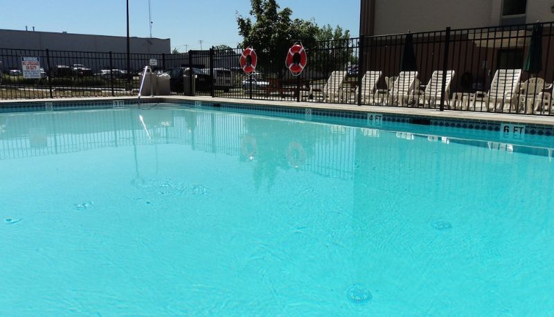 Piscina - Holiday Inn Express HARRISBURG SW - MECHANICSBURG by IHG