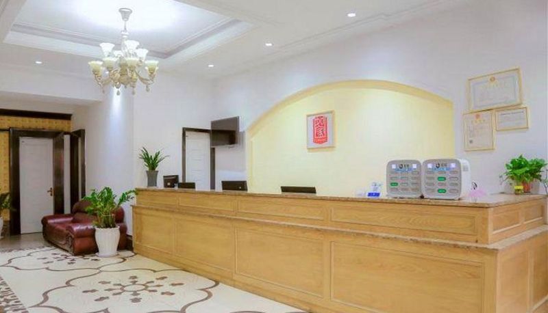 Hotel Außenbreich - Under the Home Inn - Fuyang Funan Paibai Cloud Hotel