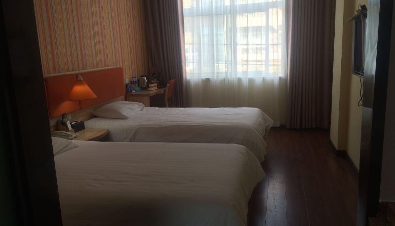Zimmer - Under the Home Inn - Fuyang Funan Paibai Cloud Hotel