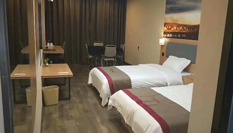 Zimmer - Fuyang) Shangkeyou Hotel (Funan Department Store