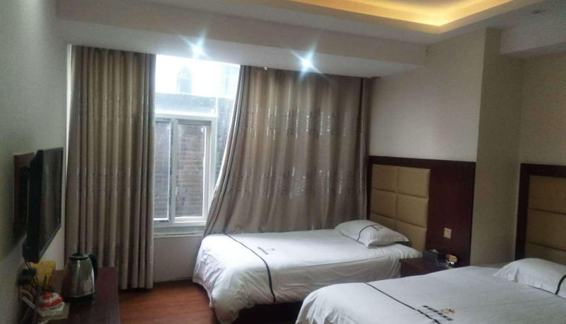 Zimmer - Blue Coast Hotel