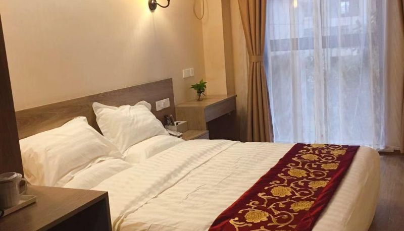 Zimmer - One Plus One Business Hotel