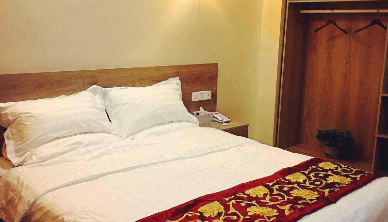 Zimmer - One Plus One Business Hotel
