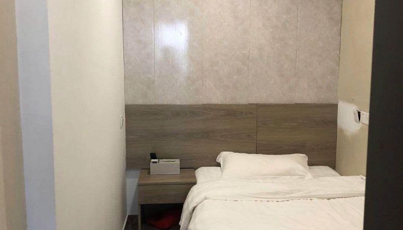 Zimmer - One Plus One Business Hotel