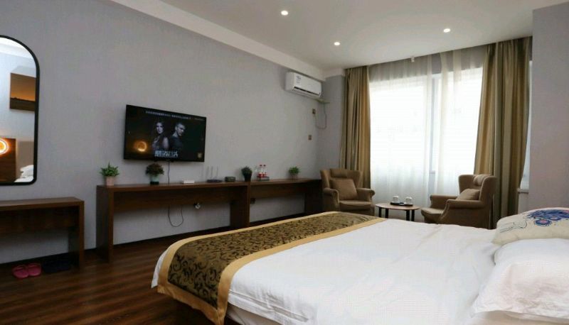 Kamer - City Inn (East Bank International Store)