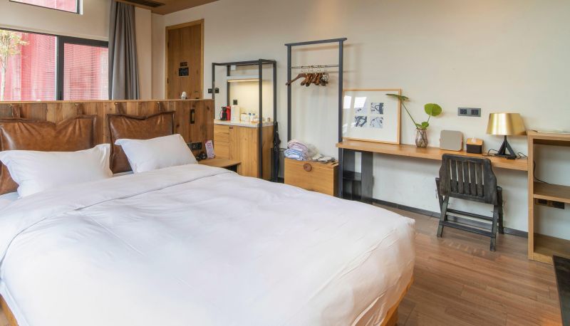 Pokój z balkonem - Yueyin Heji Hotel