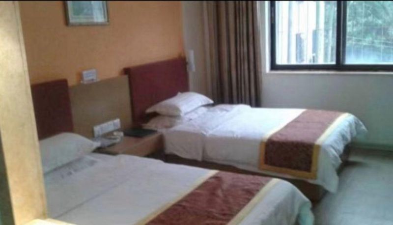 Außenansicht - Danzhou Jixiang Business Hotel