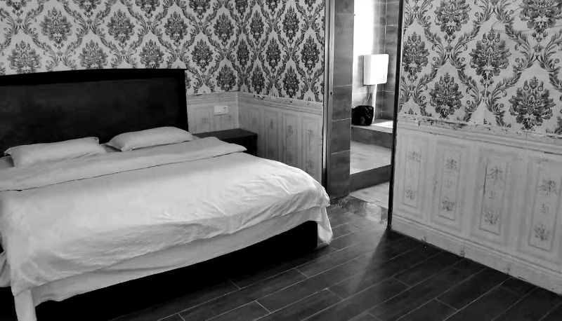Room - Happy Home Hotel