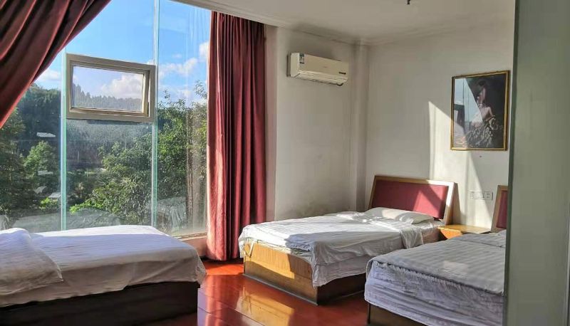 Room - Happy Home Hotel