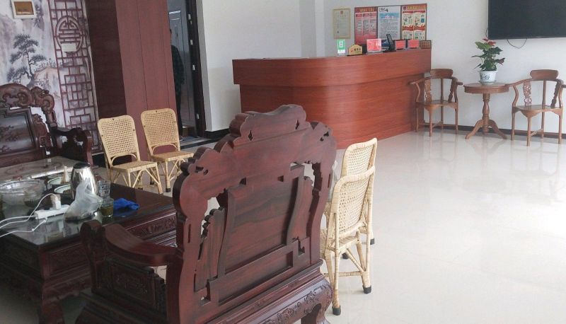Buitenruimte van het hotel - Zixin Hotel